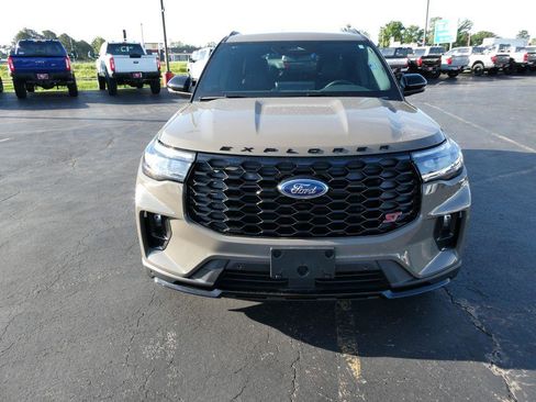 New 2026 Ford Explorer ST w/ Sun And Sound Package AWD/4WD image 8