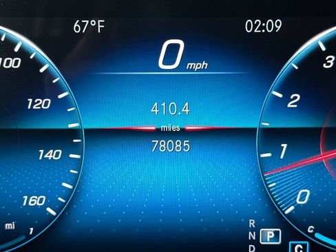 Used 2020 Mercedes-Benz GLE 350 4MATIC image 36