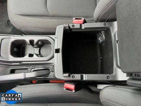 Used 2023 Jeep Wrangler Sport image 26