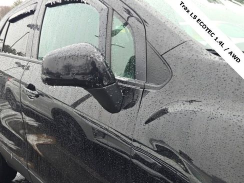 Used 2020 Chevrolet Trax LS w/ Tint and Cruise Package image 7