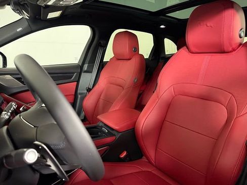 New 2026 Jaguar F-PACE R-Dynamic S image 5