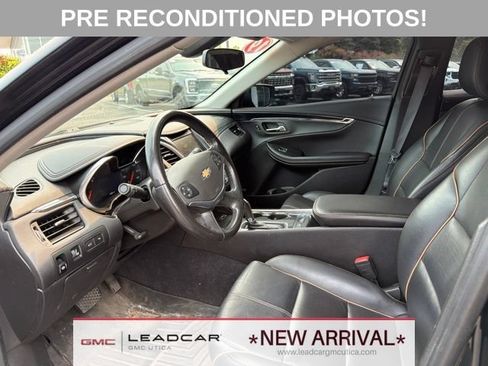 Used 2019 Chevrolet Impala Premier FWD image 18