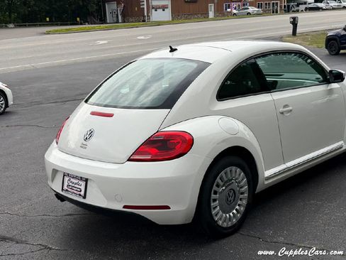 Used 2013 Volkswagen Beetle 2.5 FWD image 34