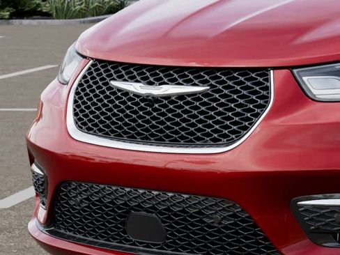 New 2026 Chrysler Pacifica Select image 14