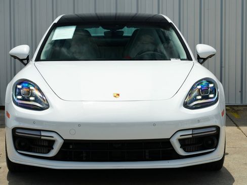 Used 2023 Porsche Panamera 4S w/ Sportdesign Package image 51