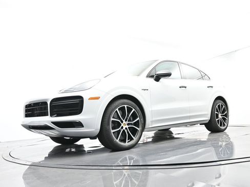 Certified 2023 Porsche Cayenne Turbo S image 44