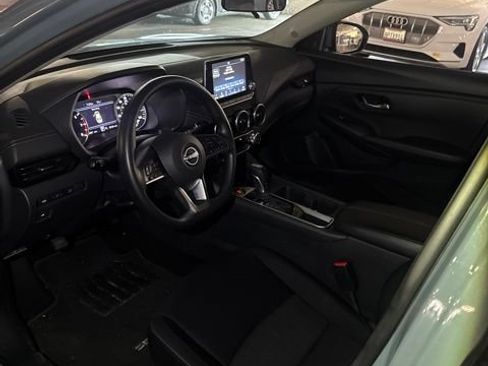 Used 2025 Nissan Sentra SV FWD image 7
