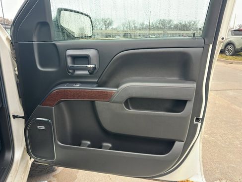 Used 2015 GMC Sierra 1500 SLT w/ SLT Crew Cab Value Package image 31