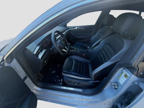 Used 2023 Volkswagen Arteon SEL image 19