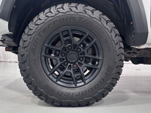 Used 2020 Toyota Tacoma TRD Pro AWD/4WD image 31