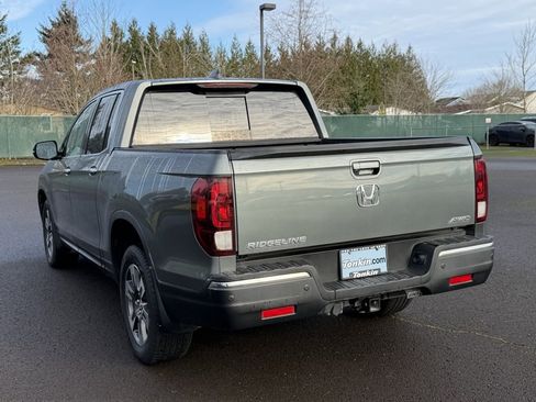 Used 2017 Honda Ridgeline RTL-E image 6