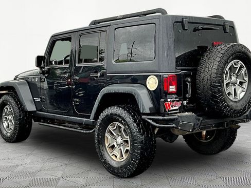Used 2015 Jeep Wrangler Unlimited Rubicon AWD/4WD image 4