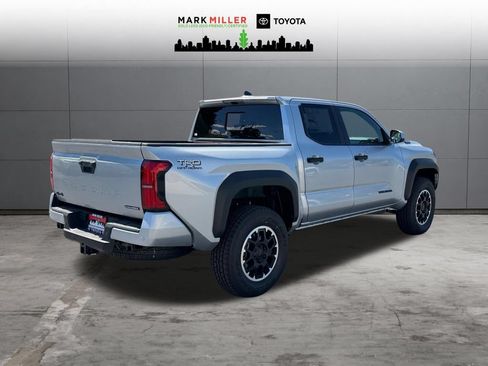 New 2026 Toyota Tacoma TRD Off-Road w/ TRD Off Road Upgrade Package AWD/4WD image 6