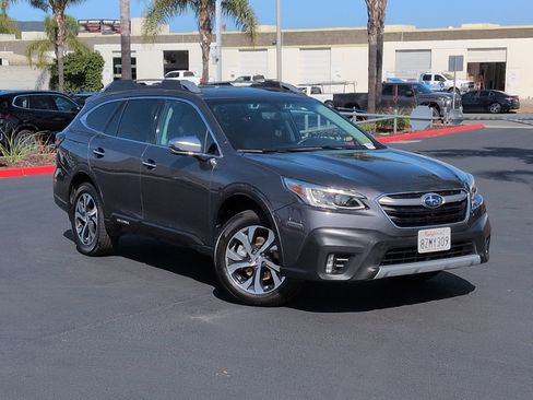 Used 2020 Subaru Outback Touring w/ Popular Package #2 AWD/4WD image 2