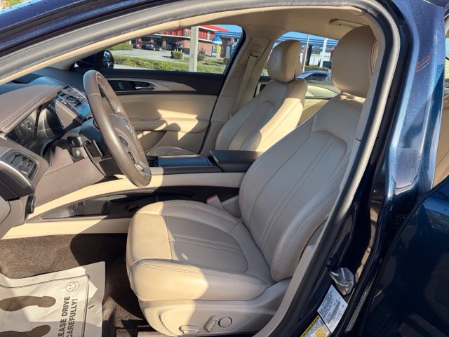 Used 2017 Lincoln MKZ Premiere AWD/4WD image 14