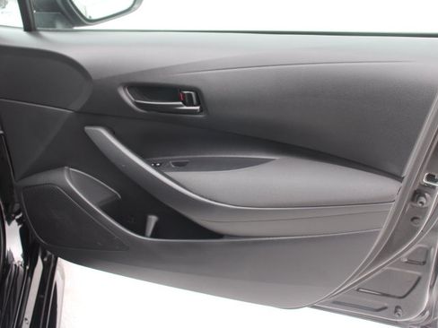 Certified 2023 Toyota Corolla LE FWD image 18