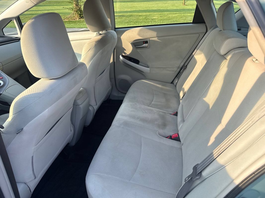 Used 2013 Toyota Prius Two FWD image 11