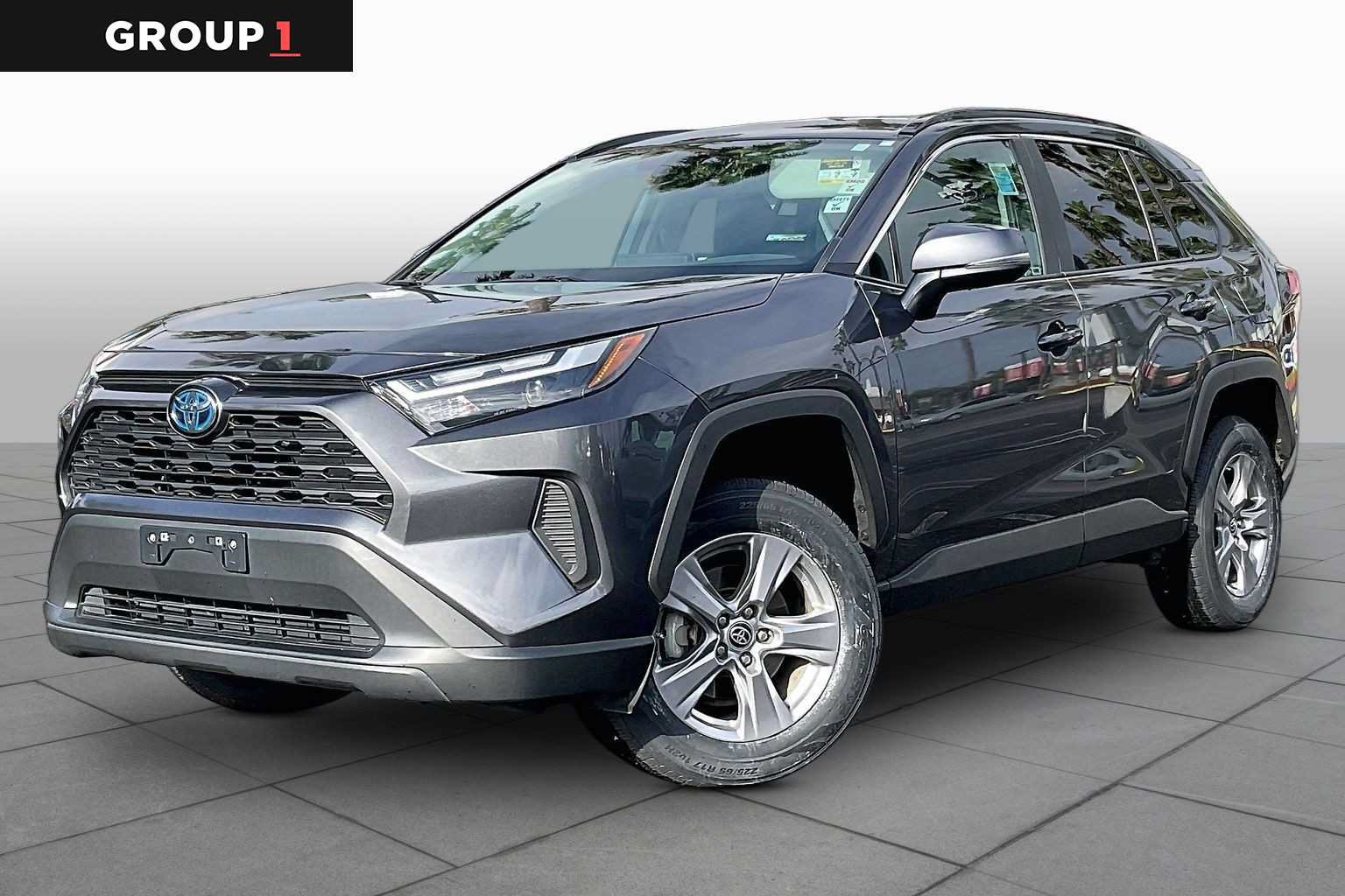 Used 2024 Toyota RAV4 LE AWD/4WD image 1