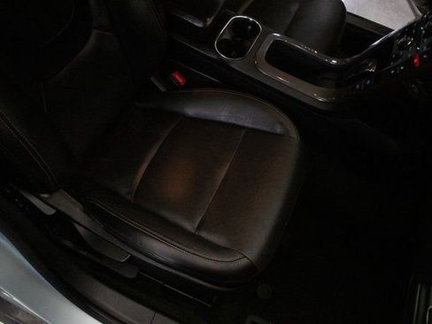 Used 2012 Chevrolet Volt Premium w/ Premium Trim Package image 17