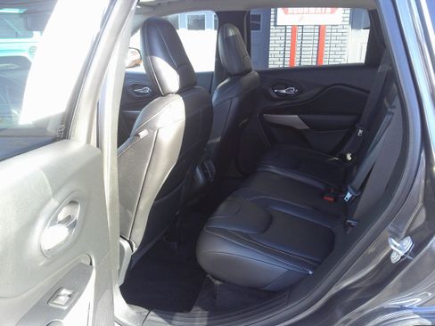 Used 2017 Jeep Cherokee High Altitude image 19
