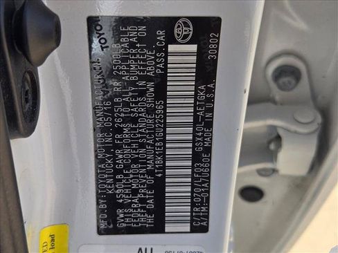 Used 2016 Toyota Avalon XLE Premium FWD image 25
