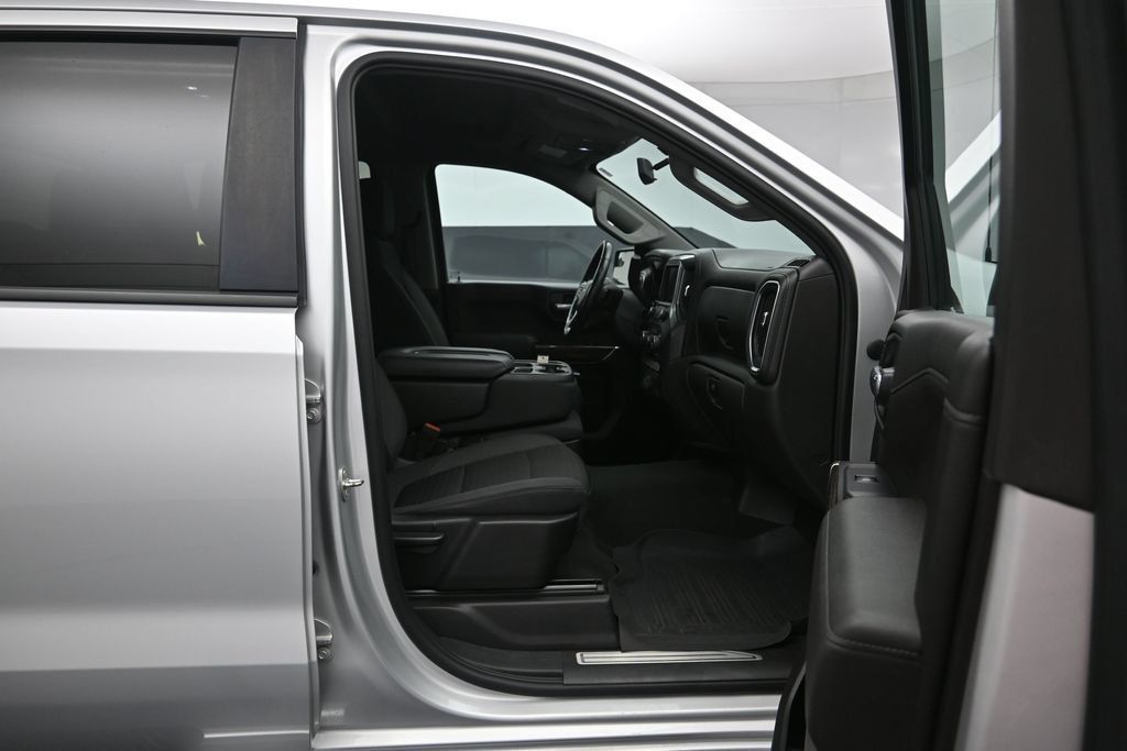 Certified 2021 Chevrolet Silverado 1500 LT AWD/4WD image 26