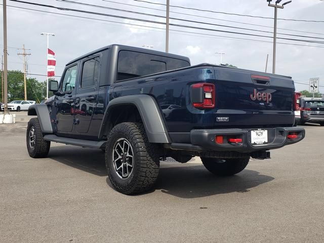 Used 2025 Jeep Gladiator Rubicon w/ Safety Group AWD/4WD image 6