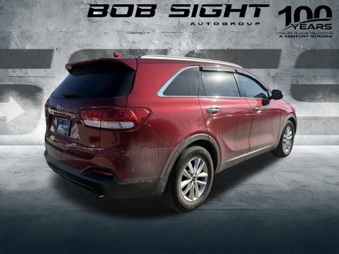 Certified 2018 Kia Sorento LX w/ LX V6 Convenience Package image 11