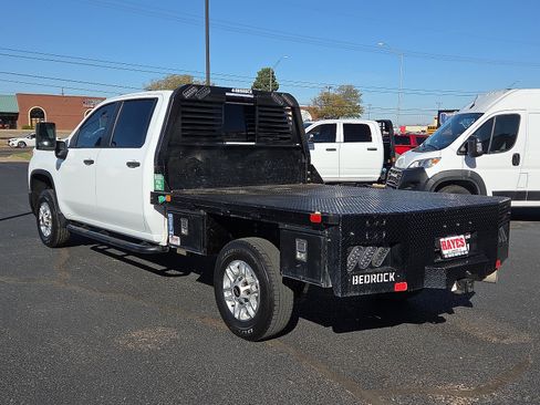 Used 2024 Chevrolet Silverado 2500 W/T w/ WT Convenience Package image 3
