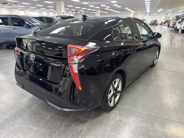 Used 2016 Toyota Prius Four Touring FWD image 7