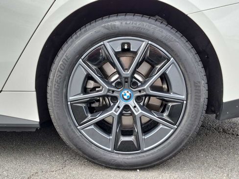 Used 2024 BMW i4 eDrive35 w/ Premium Package RWD image 14