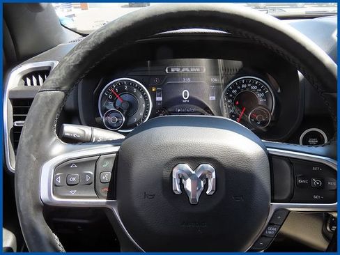 Used 2019 RAM 1500 Big Horn AWD/4WD image 15