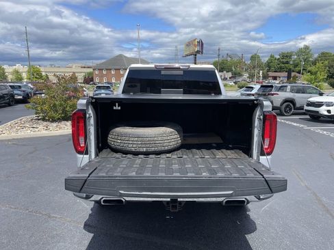 Used 2019 GMC Sierra 1500 SLT w/ SLT Premium Package AWD/4WD image 37