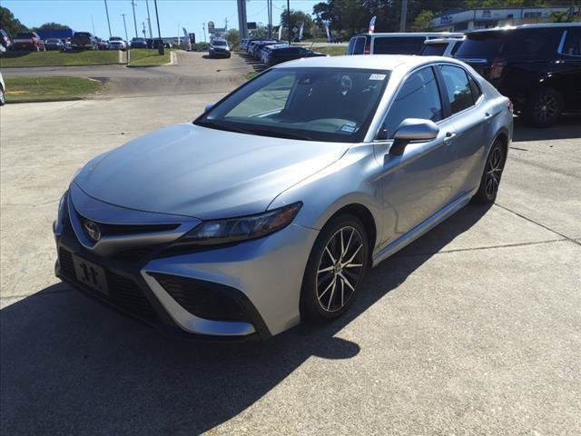 Certified 2023 Toyota Camry SE FWD image 1