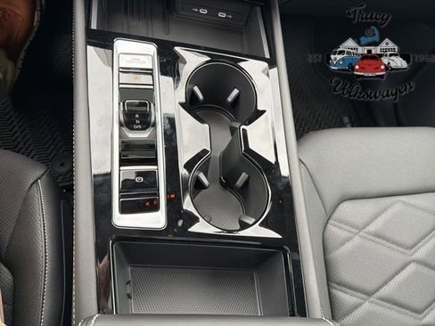 New 2026 Volkswagen Atlas SE image 13