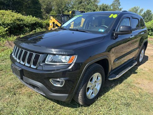 Used 2014 Jeep Grand Cherokee Laredo w/ Security & Convenience Group AWD/4WD image 1