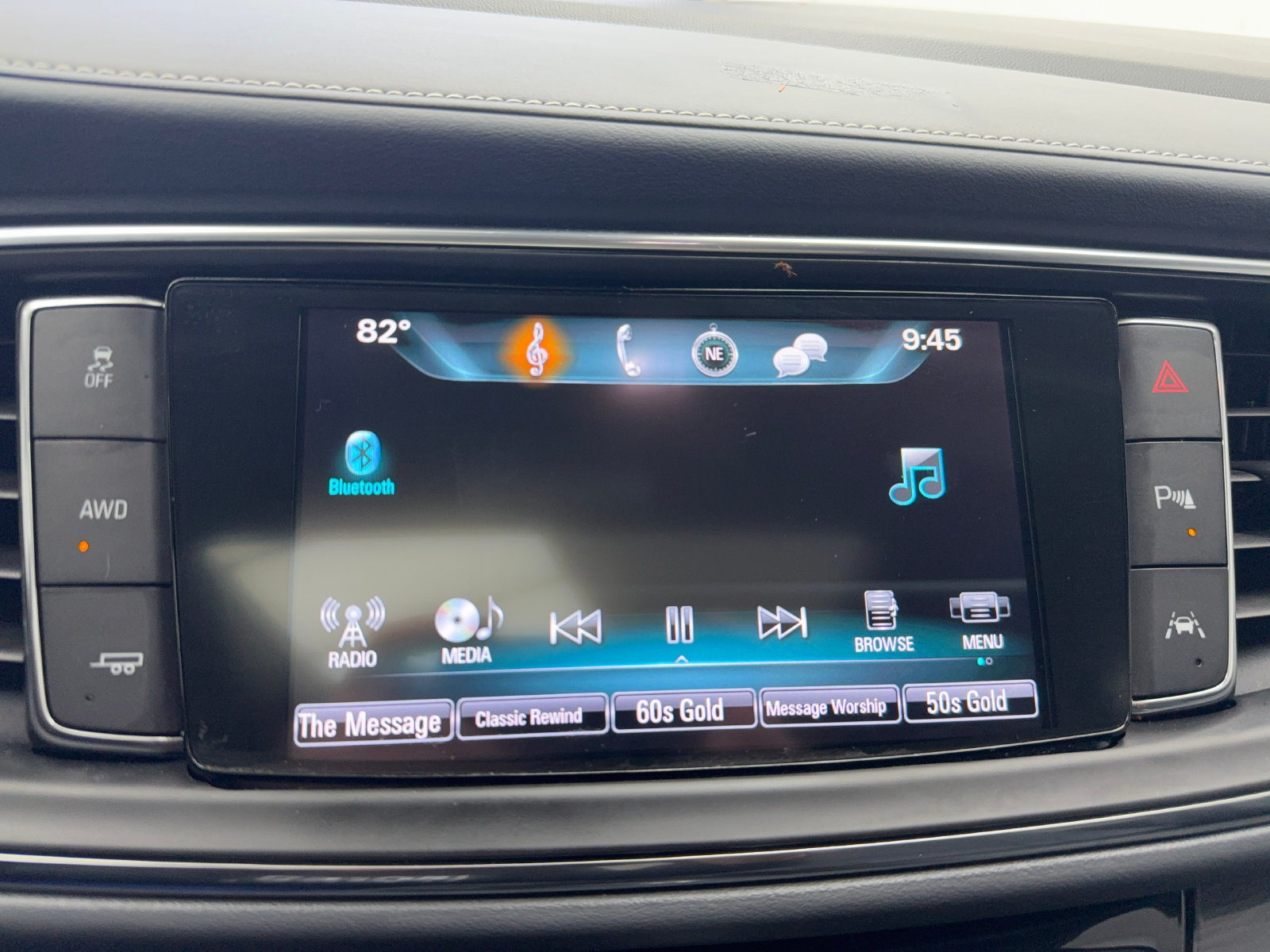 Used 2018 Buick Enclave Premium w/ Trailering Package AWD/4WD image 15