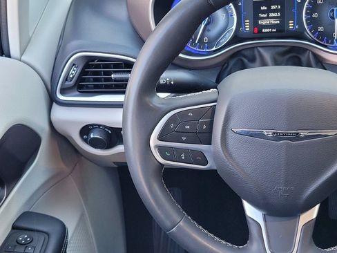Used 2024 Chrysler Voyager LX FWD image 13