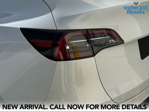 Used 2022 Tesla Model Y Performance image 10