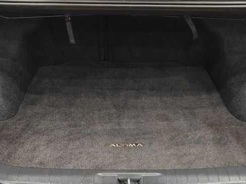 Used 2015 Nissan Altima 2.5 SV w/ Convenience Package image 29