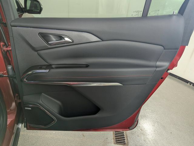 Used 2024 Chevrolet Traverse RS AWD/4WD image 26