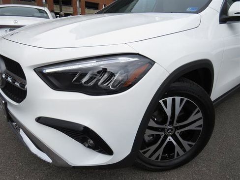 Used 2025 Mercedes-Benz GLA 250 4MATIC image 26