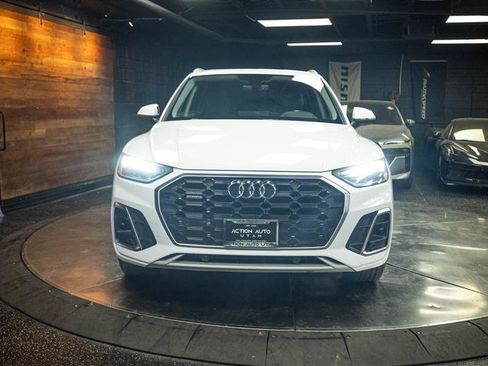 Used 2022 Audi Q5 2.0T Premium w/ Convenience Package AWD/4WD image 4