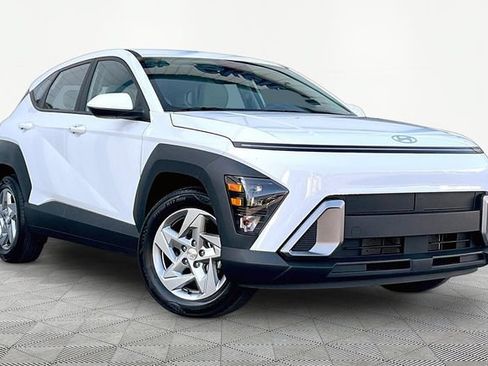 Certified 2026 Hyundai Kona SE FWD image 1