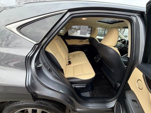 Used 2016 Lexus NX 300h AWD w/ Luxury Package image 16