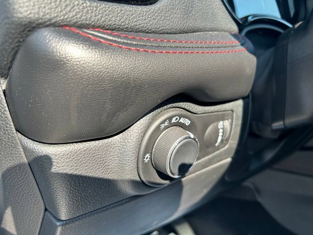 Used 2025 Dodge Durango R/T AWD/4WD image 29