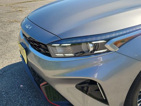 Used 2024 Kia Forte GT-Line w/ GT-Line Premium Package FWD image 9