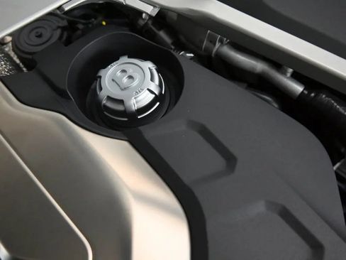 Certified 2024 Bentley Continental GT Azure AWD/4WD image 29