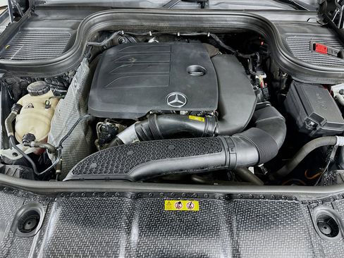 Certified 2021 Mercedes-Benz GLE 350 4MATIC w/ Premium Package image 40