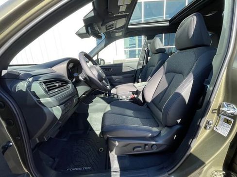 New 2025 Subaru Forester Premium image 17